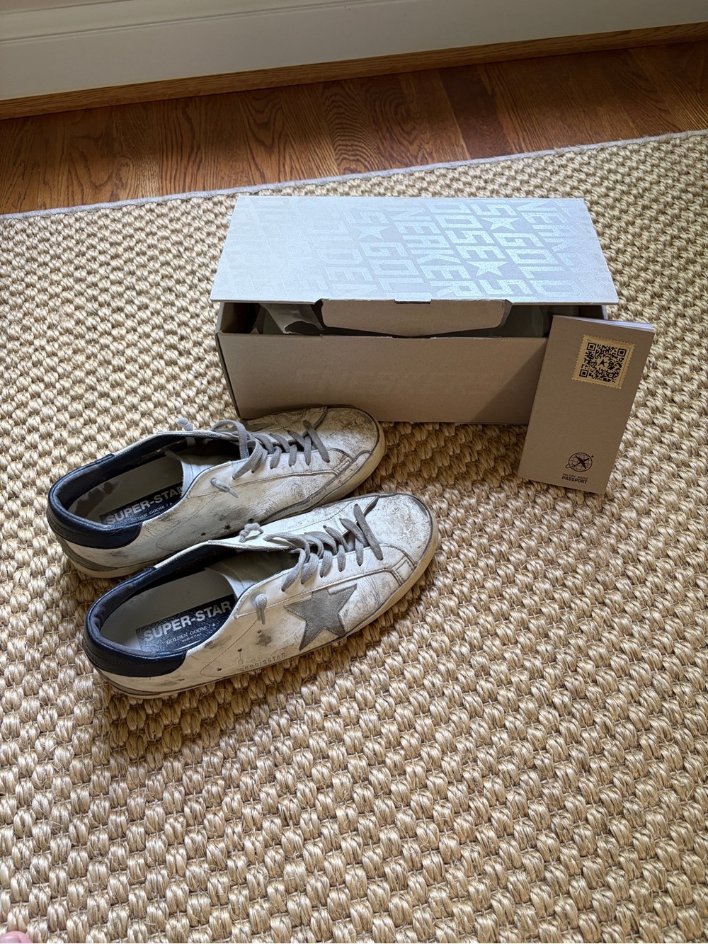 Golden Goose White Leather Low-Top Sneakers with Gray Star and Black Heel